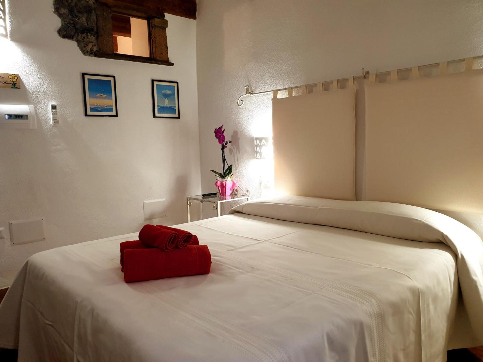 The Templars Guesthouse Santu Lussurgiu Cameră foto
