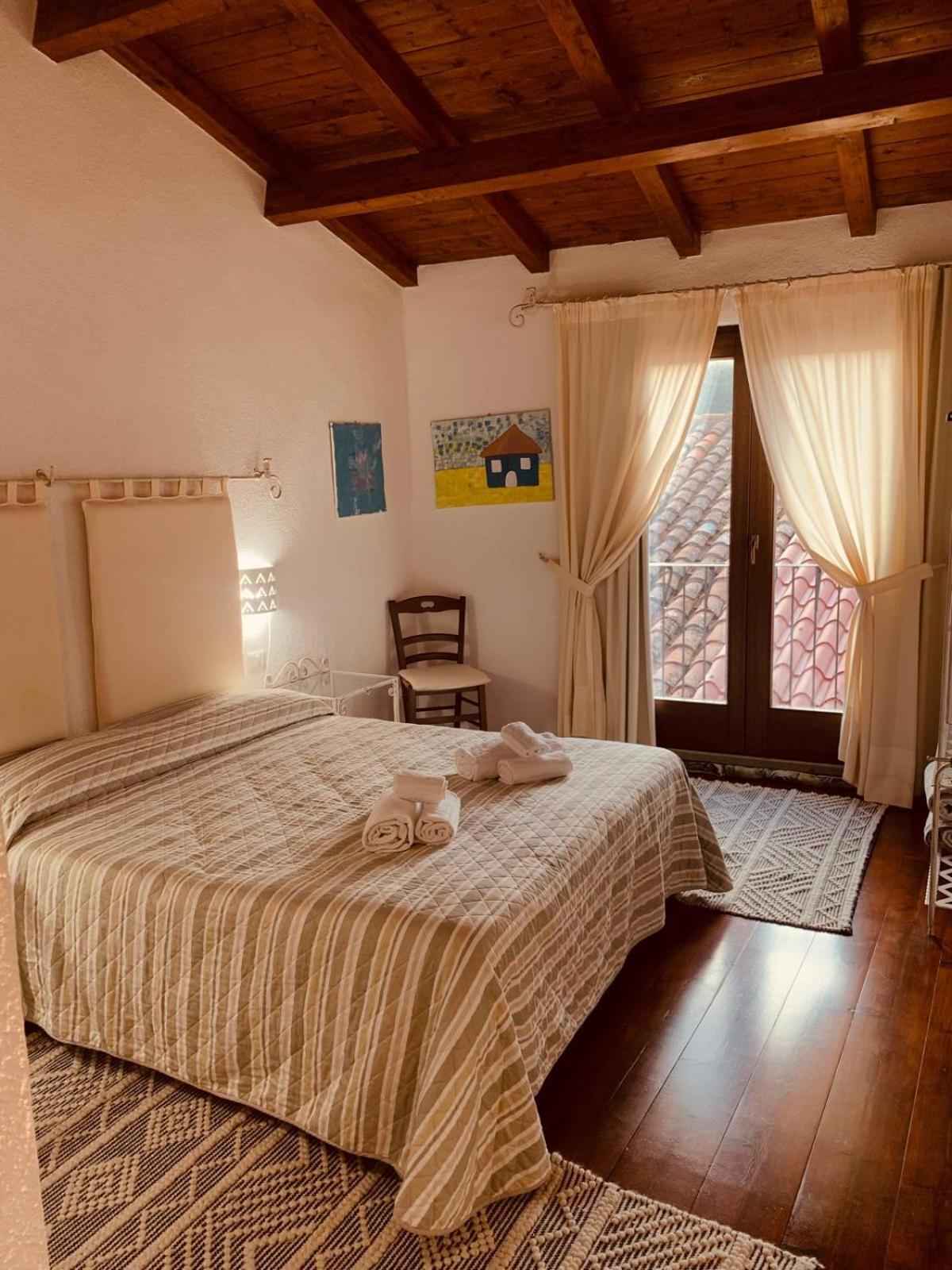 The Templars Guesthouse Santu Lussurgiu Exterior foto